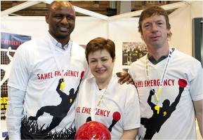 Patrick Vieira (left) and Steffen Freund (right) support Match Day Against Hunger