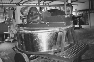 W8600t18.JPG (27447 bytes)