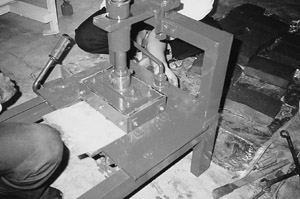 W8600t19.JPG (25950 bytes)