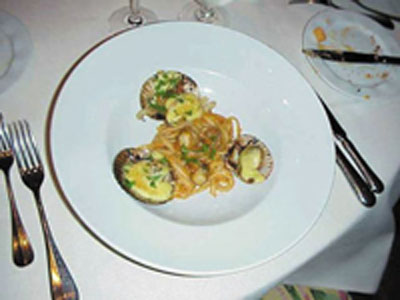  Almeja servida en un restaurante en Bermudas
