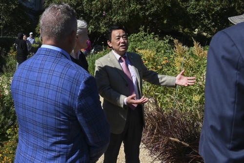 Highlights from the FAO Director-General’s visit to the US Department of Agriculture People’s Garden