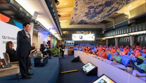 世界粮食论坛：在青年和联合国全球联盟校园大会上，屈冬玉总干事鼓励青少年推动转型变革，选择健康膳食，建设健康地球