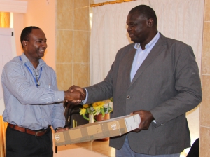 FAO Africa's Head grants laptop to participants at Digital Soils Mapping Workshop, Accra, Ghana | 17 March 2015 (FAO Photo)