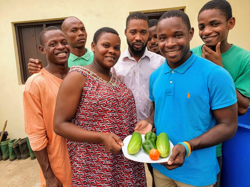 Young people lovingly build the furrows of hope in agriculture through FFS, in Equatorial Guinea