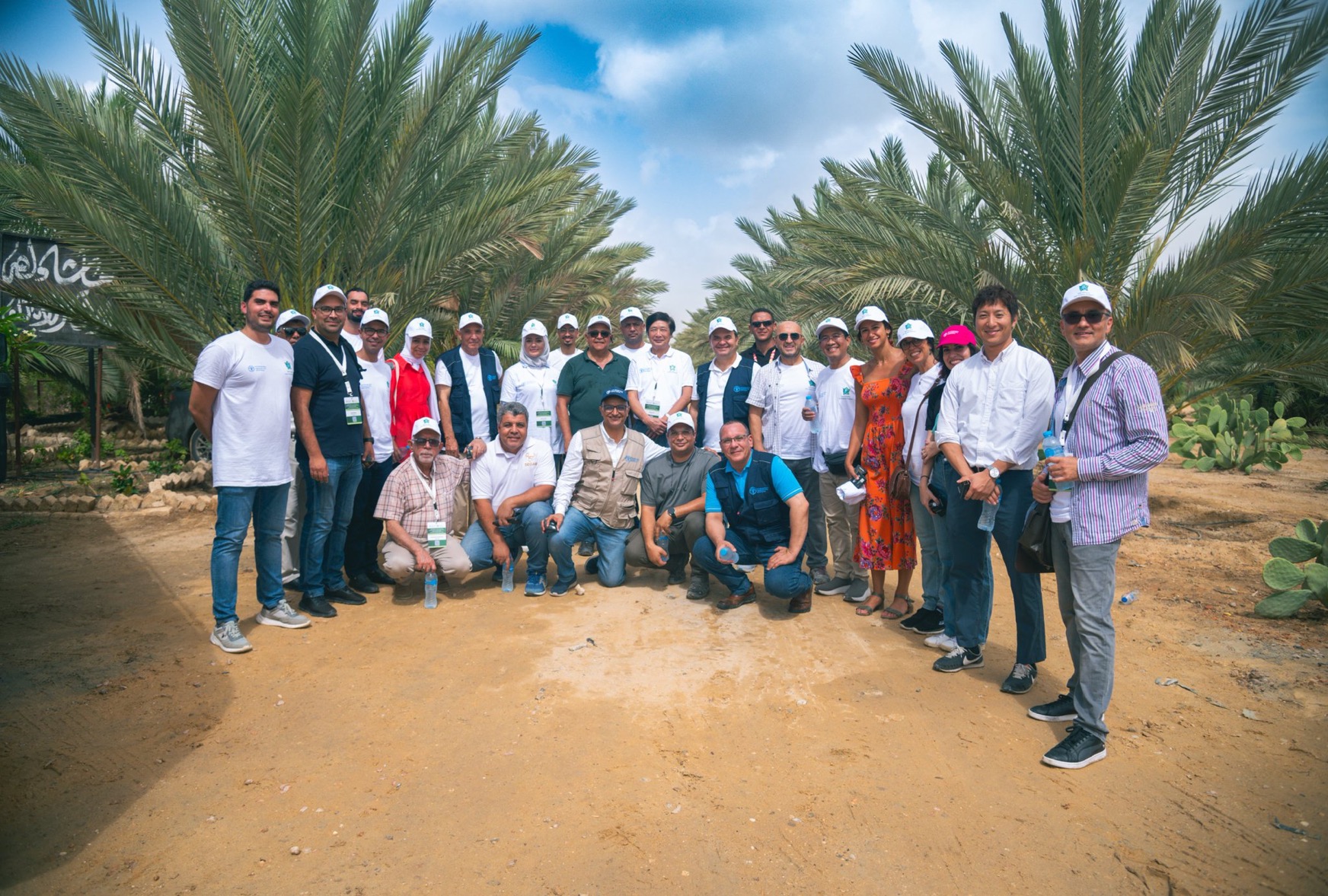Participants at the field visit at the El-Haggan Farm
