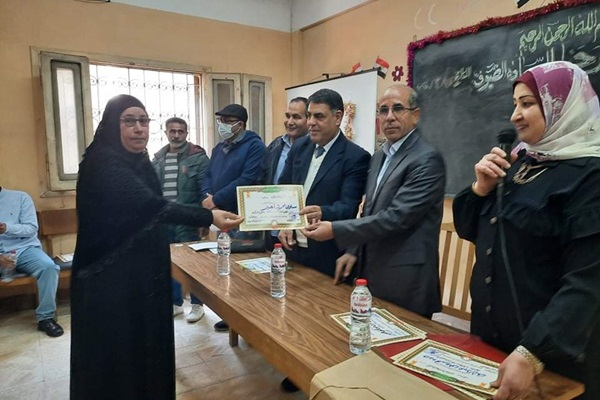 Certificate distribution after training in Egypt