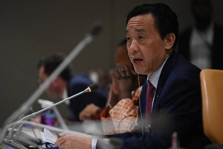 Photo: ©FAO/Roberto Schmidt